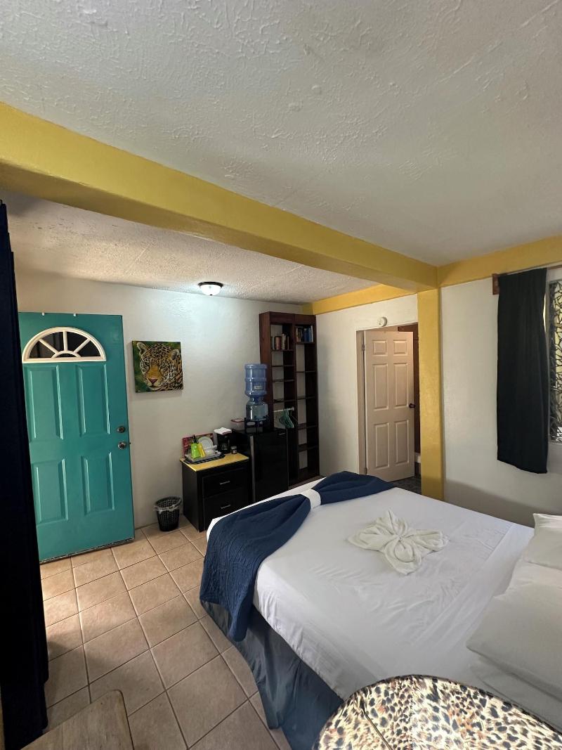 All Seasons Guest House image
