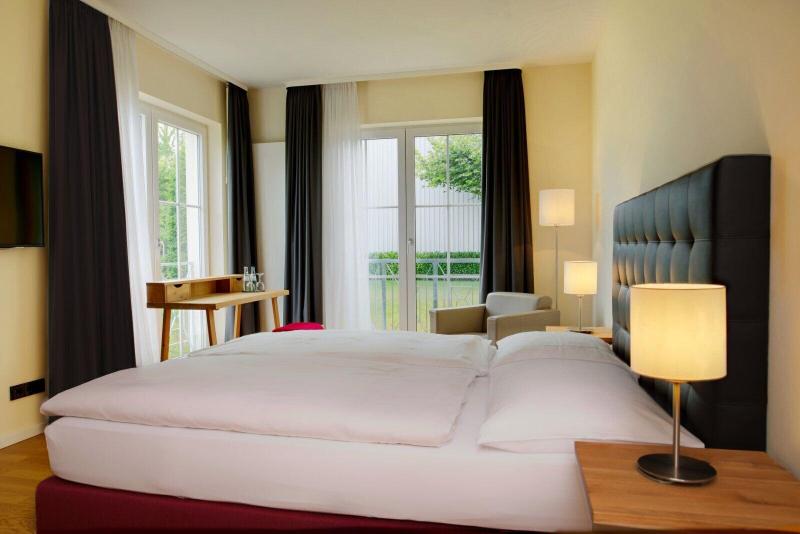 Hotel Zielonka image