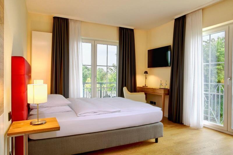 Hotel Zielonka image