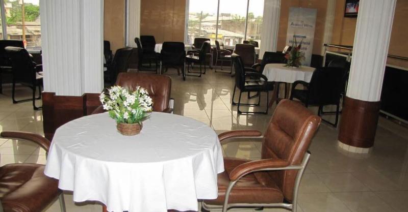 Afrique Hotel Douala Airport image