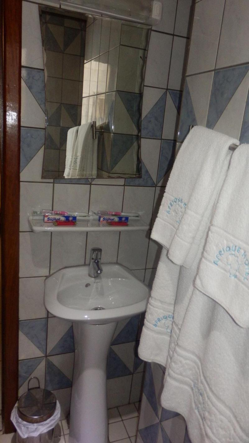 Afrique Hotel Douala Airport image