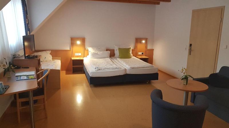 Andia S Steakha Sli Hotel image