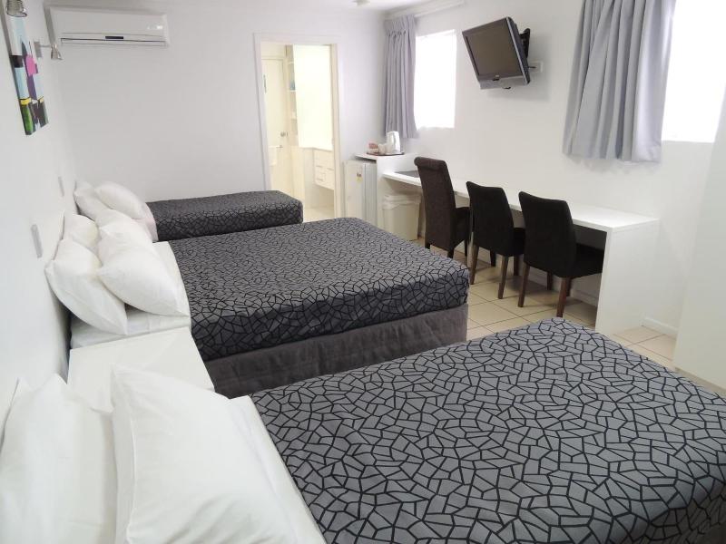 Park View Motel image
