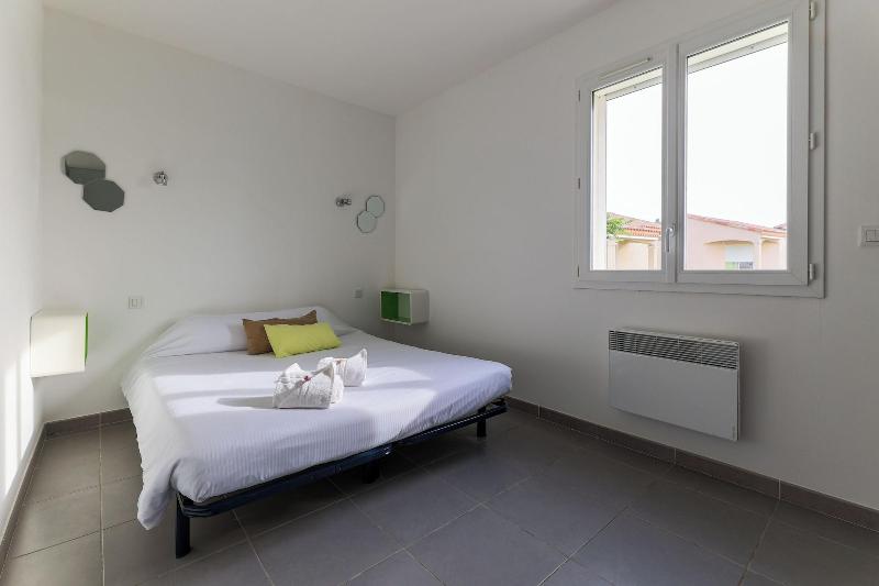 Park Suites Village Gorges De L Ha Rault Ca Vennes image