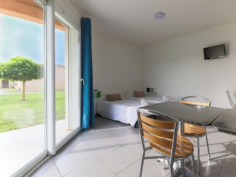 Park Suites Village Gorges De L Ha Rault Ca Vennes image