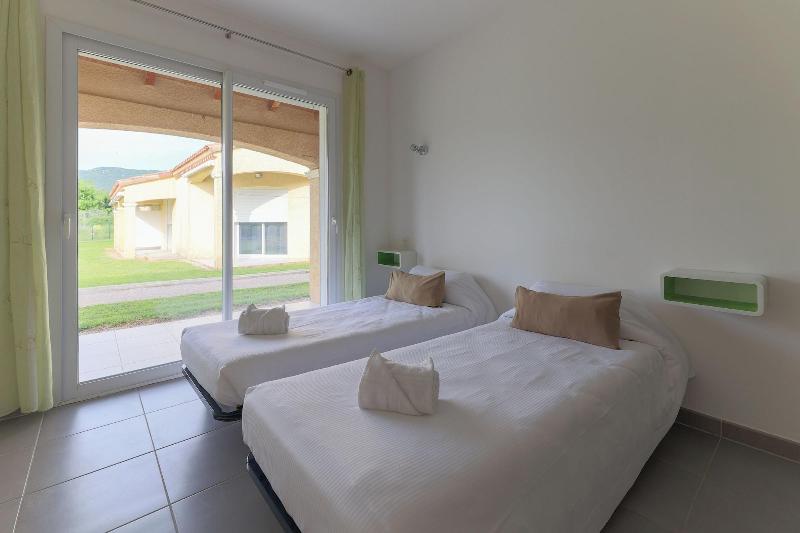 Park Suites Village Gorges De L Ha Rault Ca Vennes image