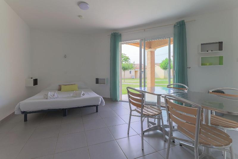 Park Suites Village Gorges De L Ha Rault Ca Vennes image