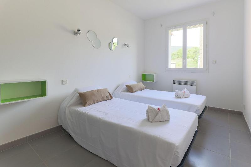 Park Suites Village Gorges De L Ha Rault Ca Vennes image