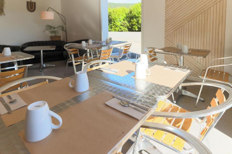Park Suites Village Gorges De L Ha Rault Ca Vennes image