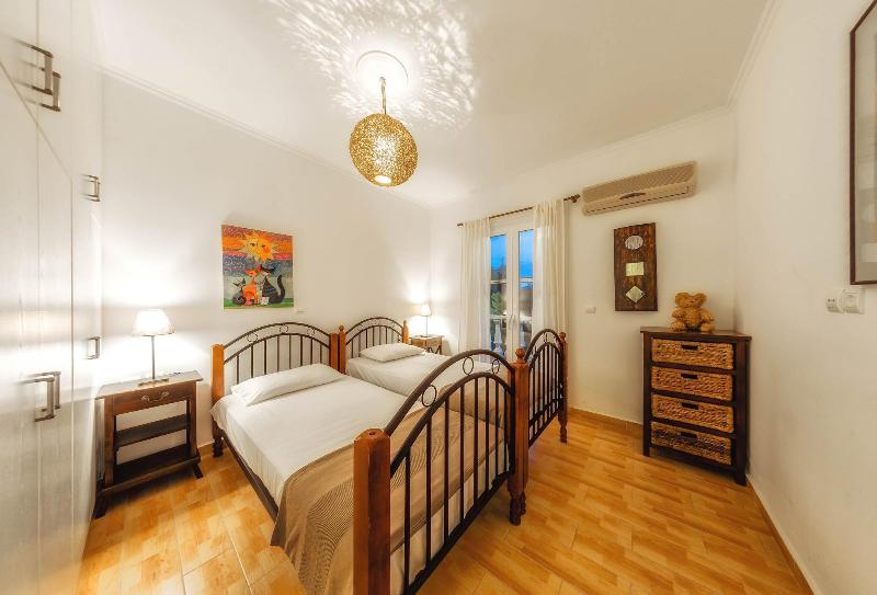 Parys Villas image