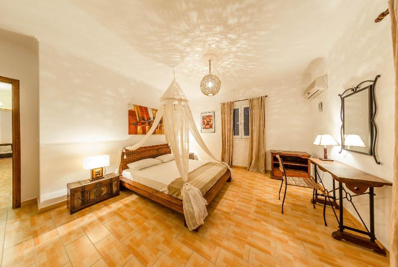 Parys Villas image