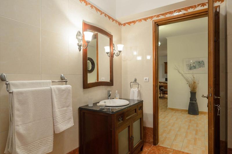 Parys Villas image