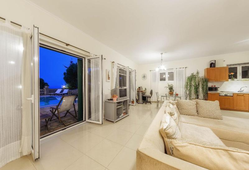 Parys Villas image
