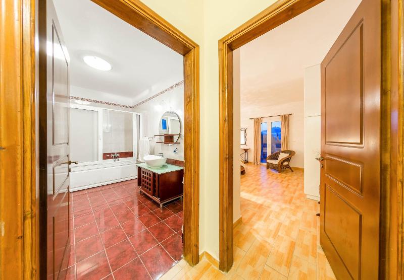 Parys Villas image