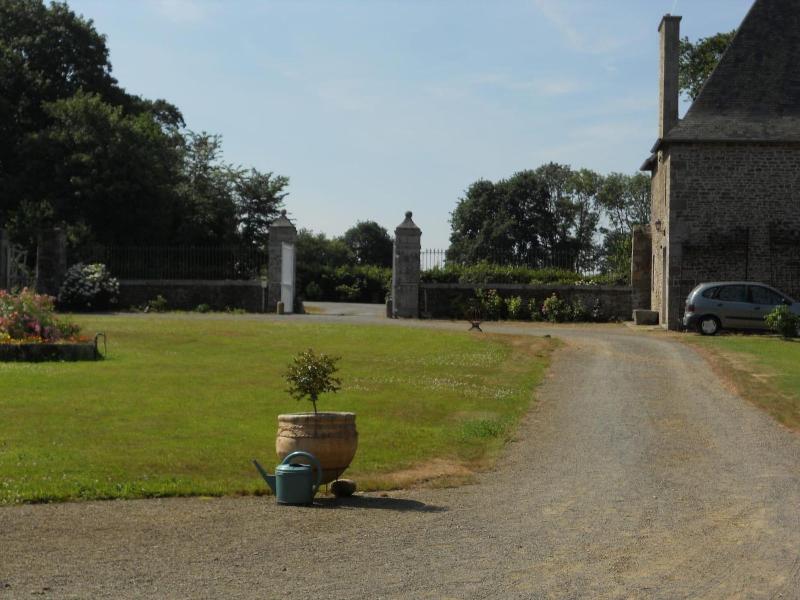 Le Logis D Equilly image