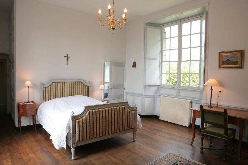 Le Logis D Equilly image