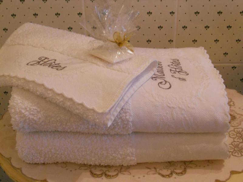 Le Logis D Equilly image