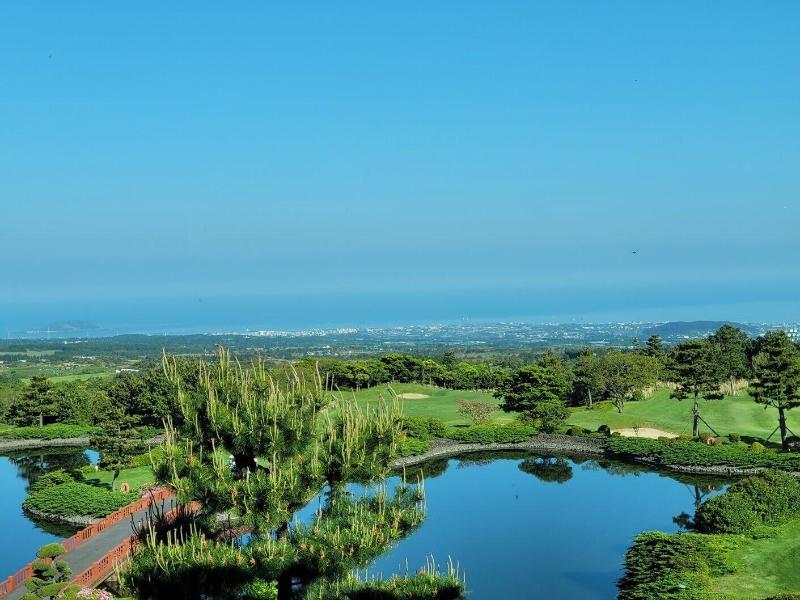 Arden Hill Resort Golf Club image