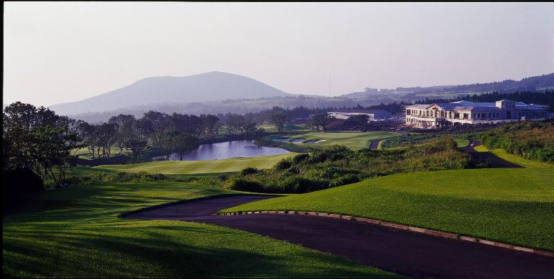 Arden Hill Resort Golf Club image