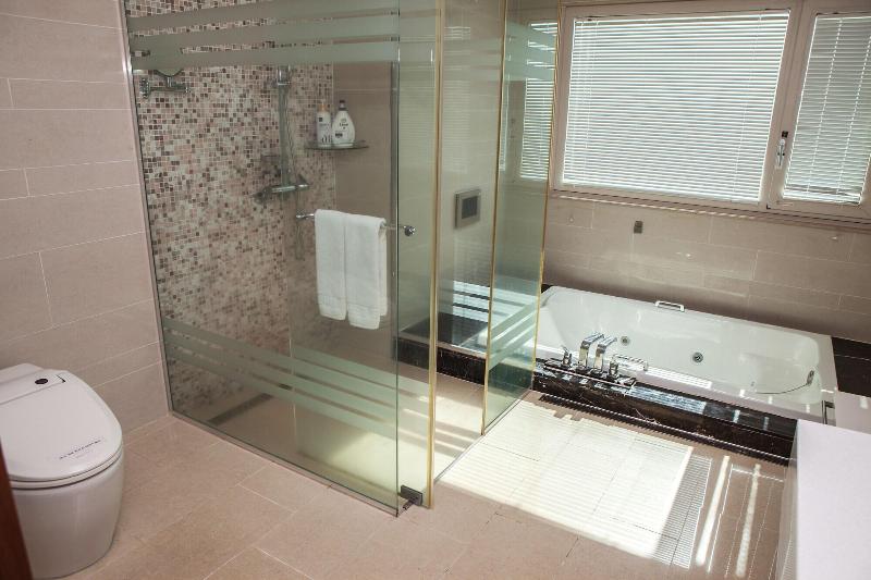 Arden Hill Resort Golf Club image