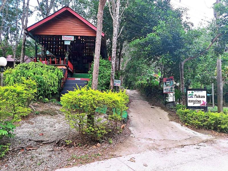 Lanta Maikeaw Bungalow