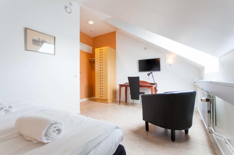 Pronova Hotell Vandrarhem image