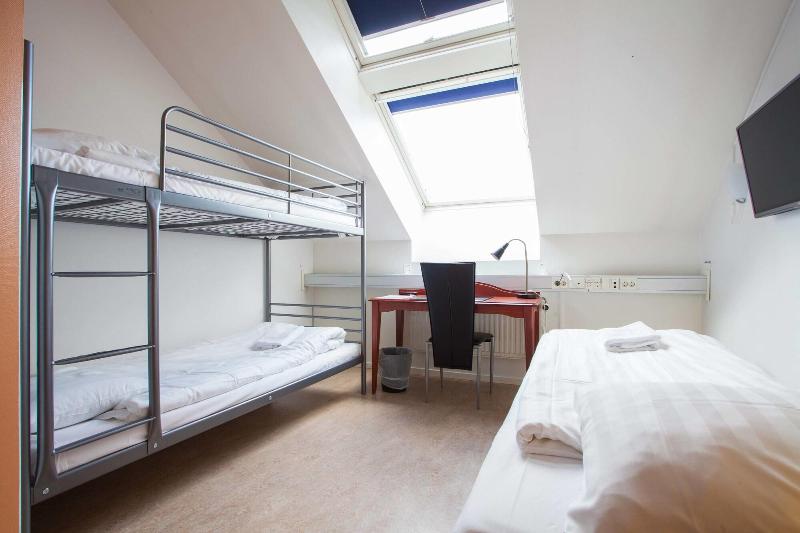 Pronova Hotell Vandrarhem image