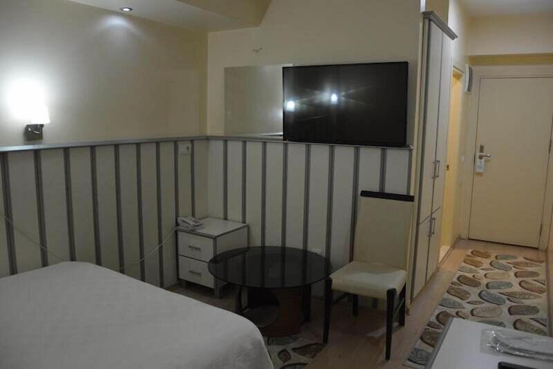 Remay Hotel