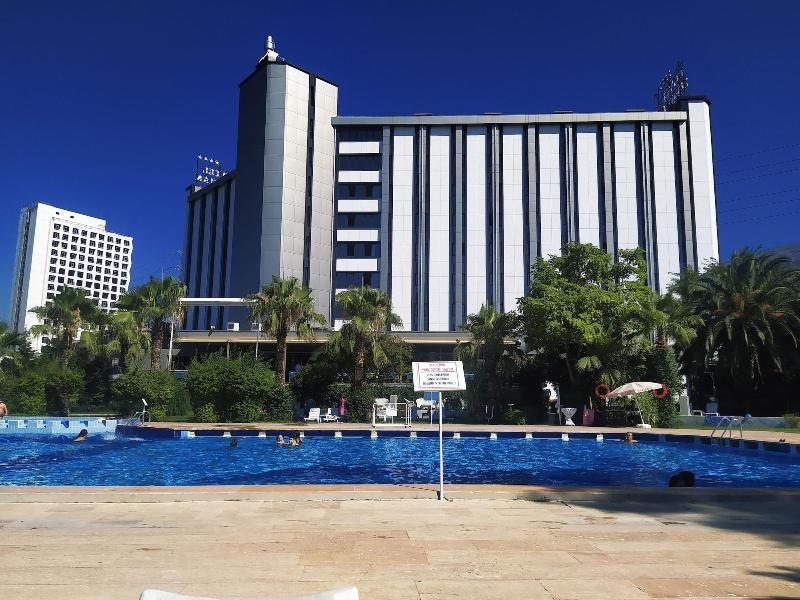 Hotel Buyuk Saruhan