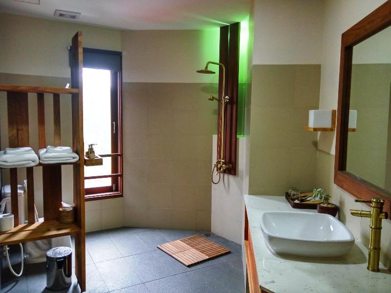 360 Kalaw Hotel image