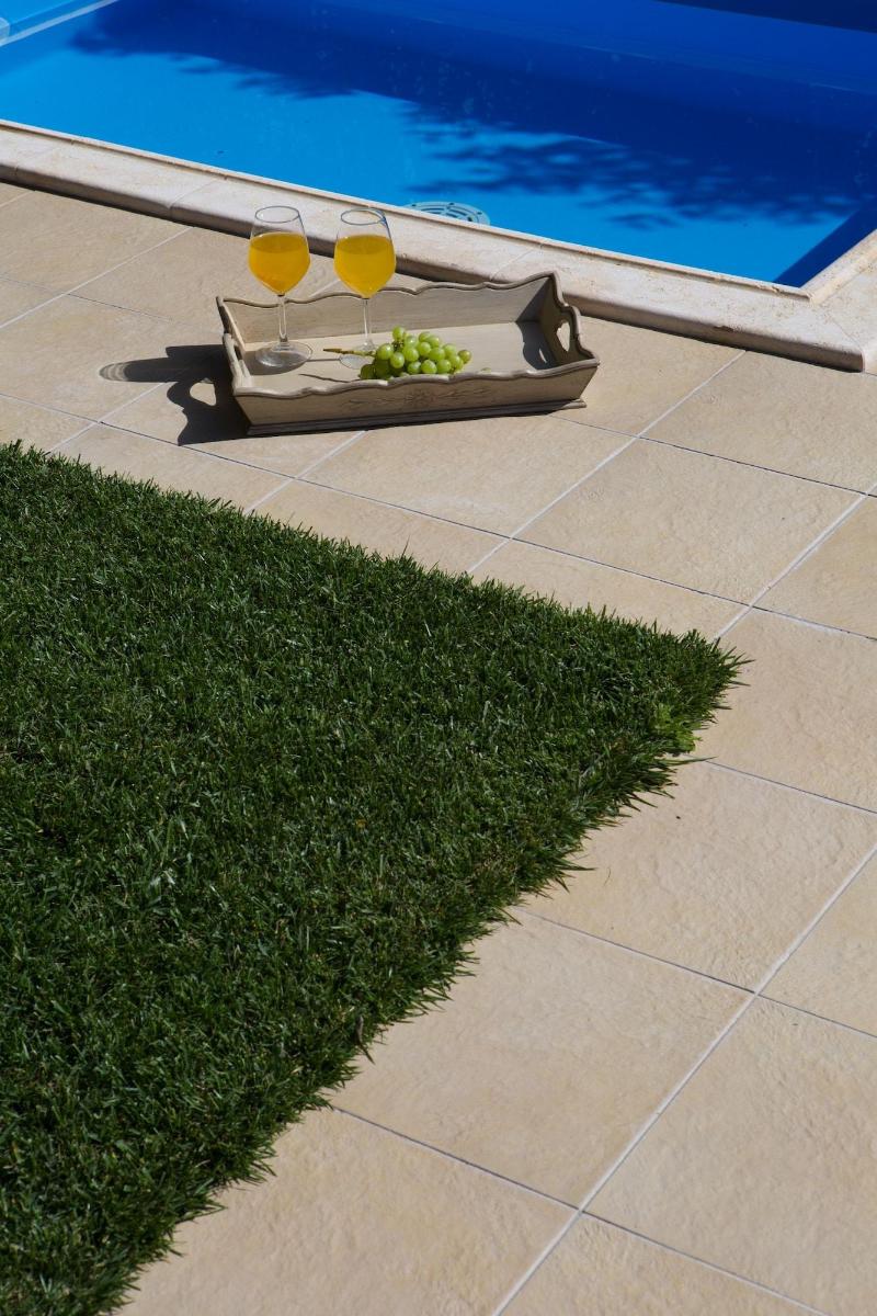 Exanthia Villas image