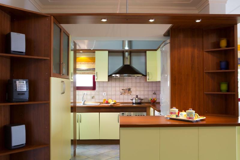 Exanthia Villas image