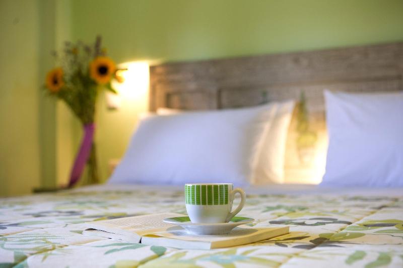 Exanthia Villas image