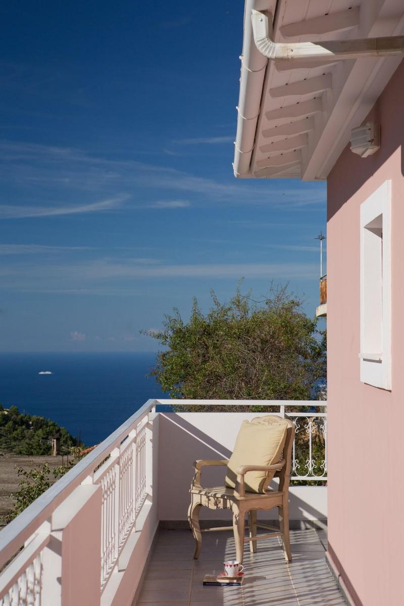 Exanthia Villas image