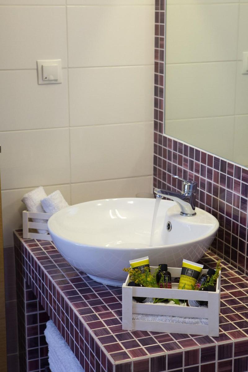 Exanthia Villas image