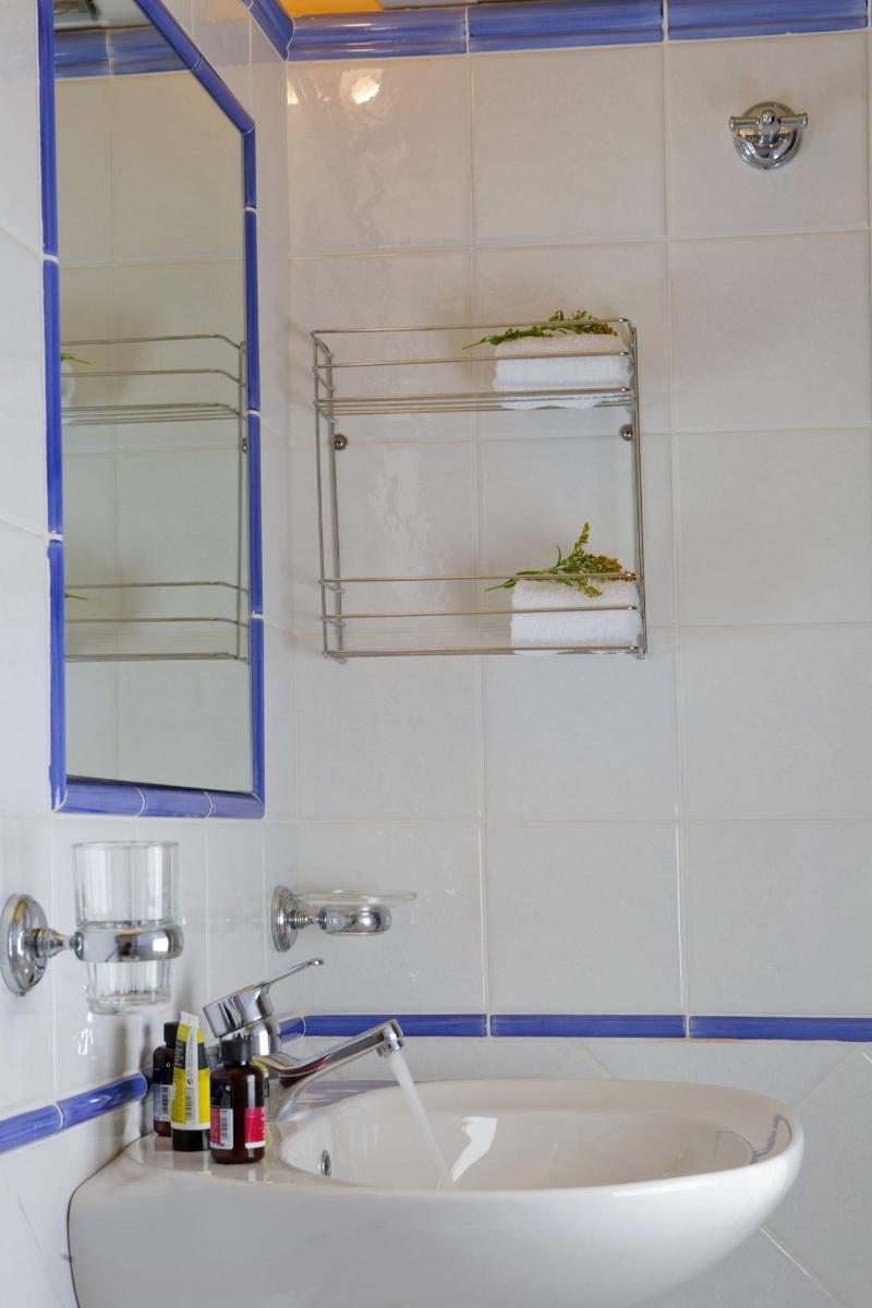 Exanthia Villas image