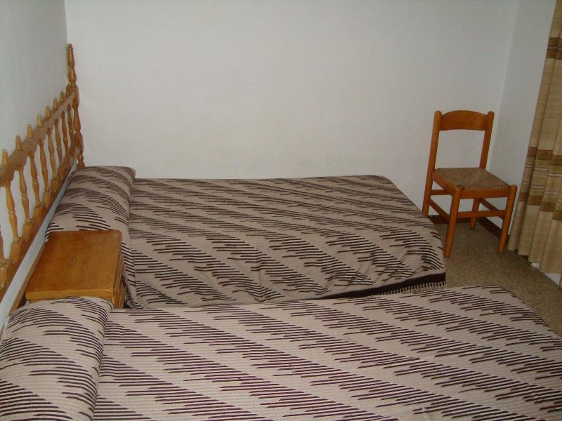 Payet Apartments 2 4 Personas image