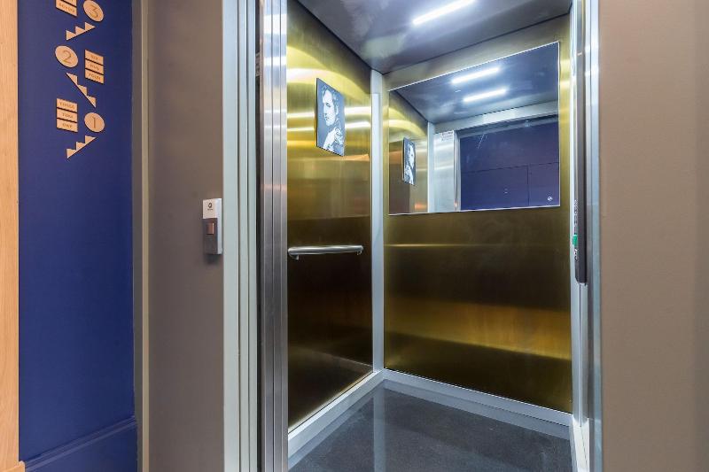 L Abeille Boutique Apartments image