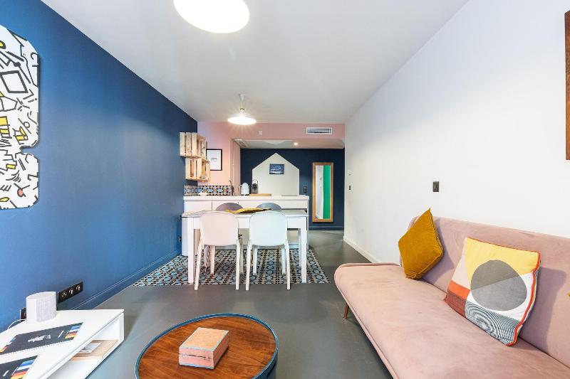 L Abeille Boutique Apartments image