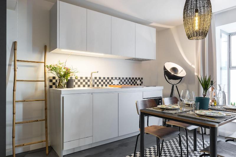 L Abeille Boutique Apartments image