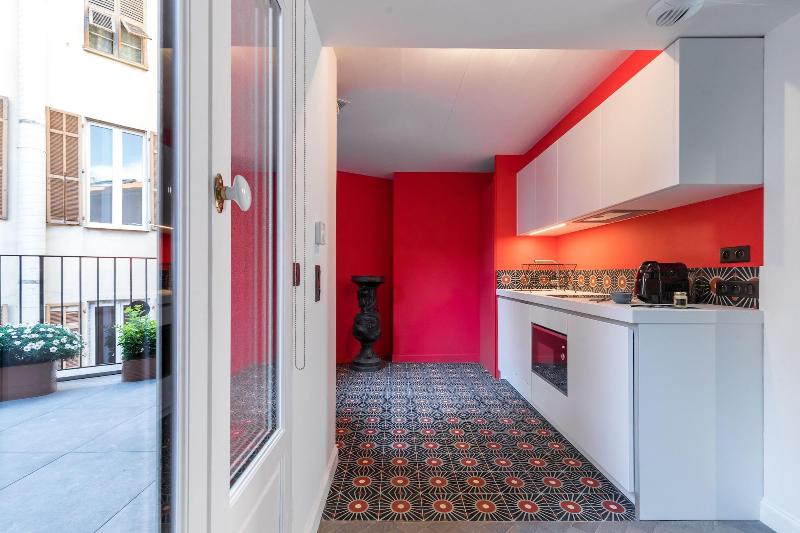 L Abeille Boutique Apartments image