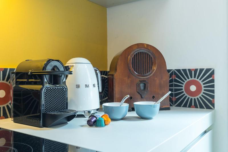 L Abeille Boutique Apartments image