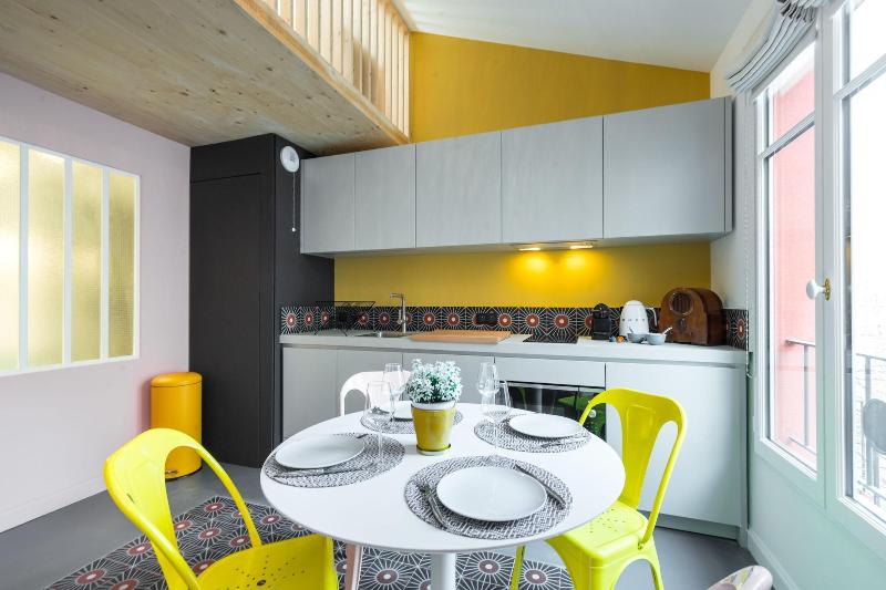 L Abeille Boutique Apartments image