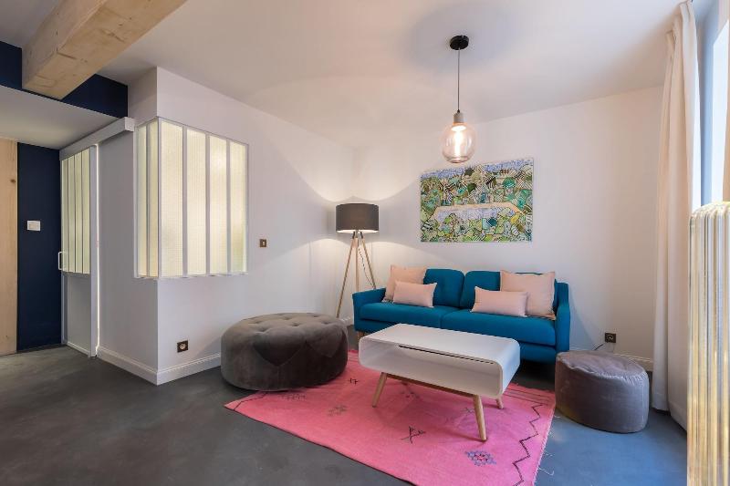 L Abeille Boutique Apartments image
