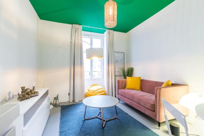L Abeille Boutique Apartments image