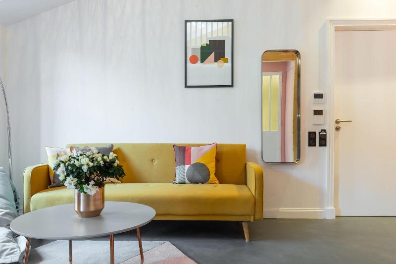 L Abeille Boutique Apartments image