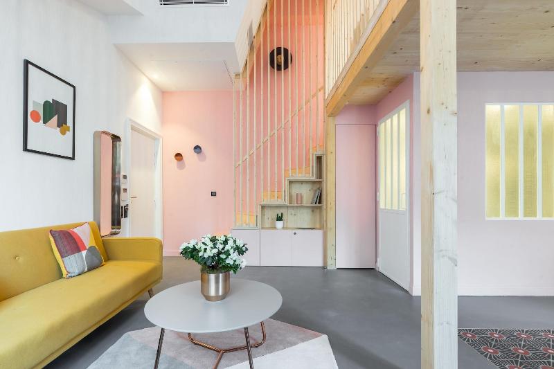L Abeille Boutique Apartments image
