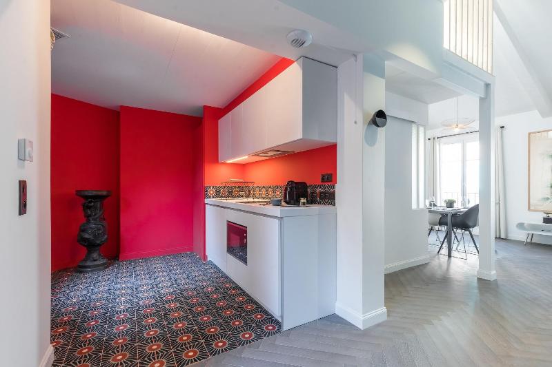 L Abeille Boutique Apartments image