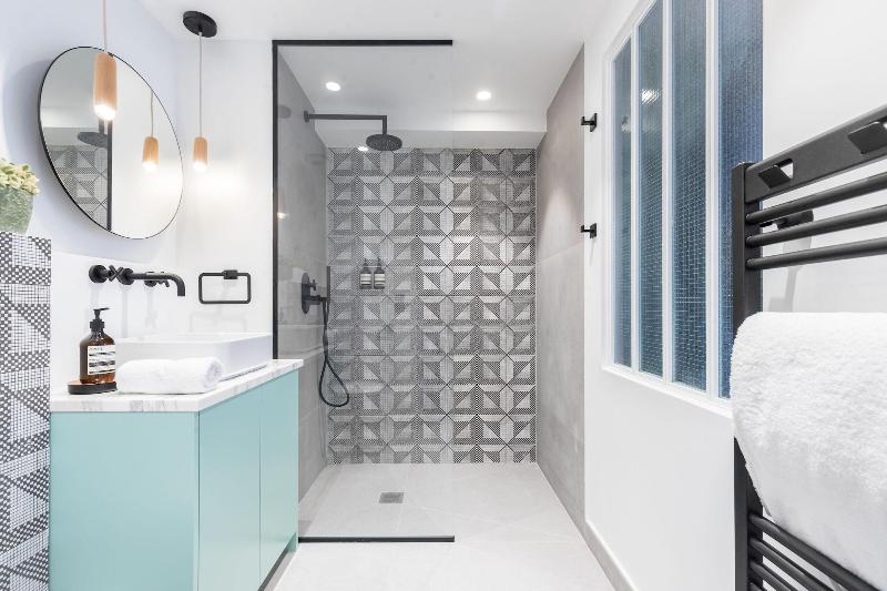 L Abeille Boutique Apartments image