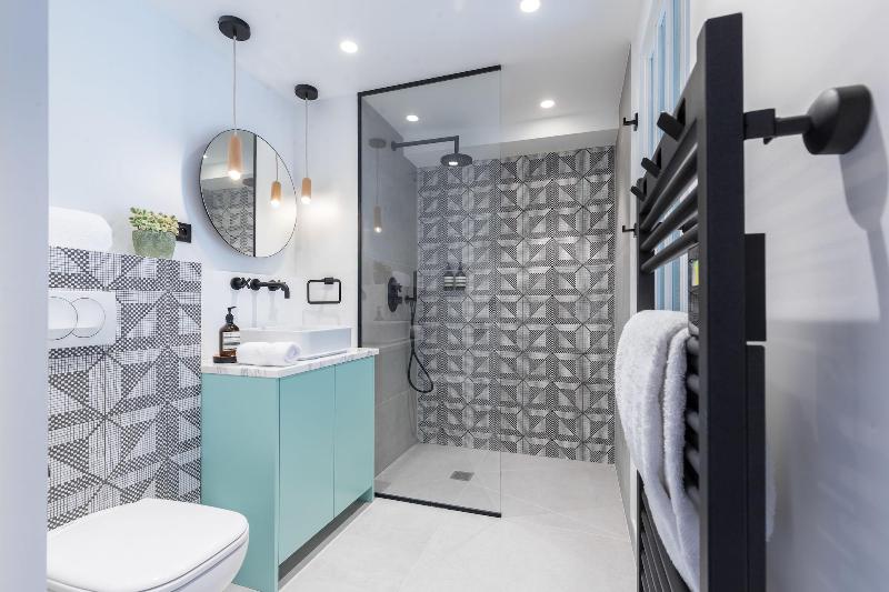 L Abeille Boutique Apartments image